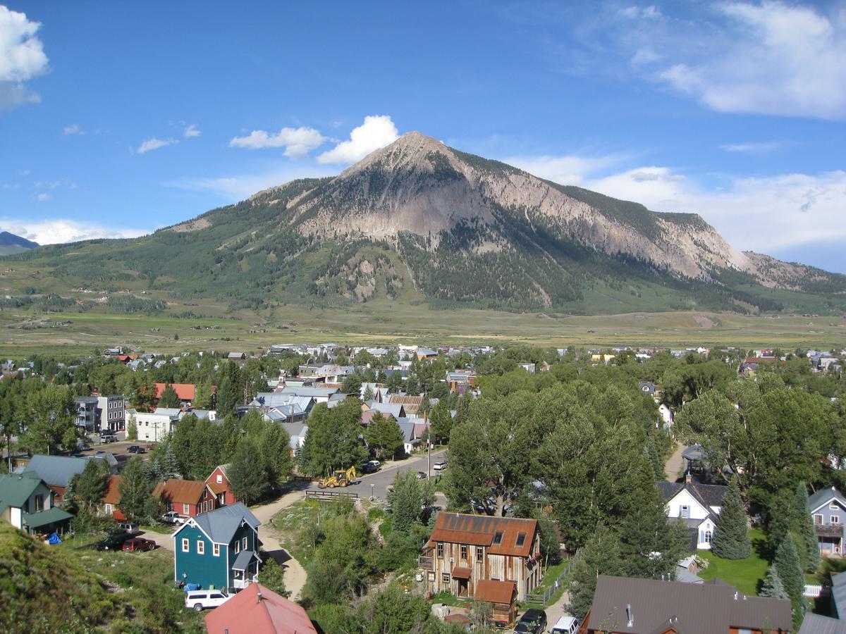 Purple Mountain Bed & Breakfast & Spa Crested Butte Exterior photo